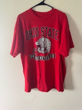 Ohio State Buckeyes Graphic TShirt XXL Red Football Helmet OSU NCAA (See Photos)